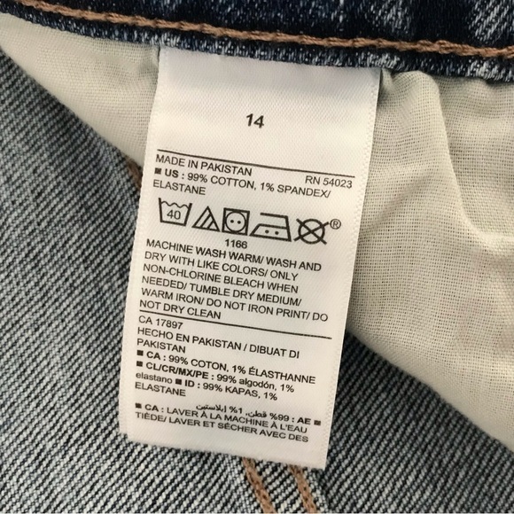 New! Old Navy Ski-Hi Straight Jeans - Picture 11 of 11